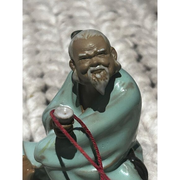 Vintage Shiwan Pottery Figurine Of Chinese Mudman Drinking Tea Light Green - Picture 2 of 6